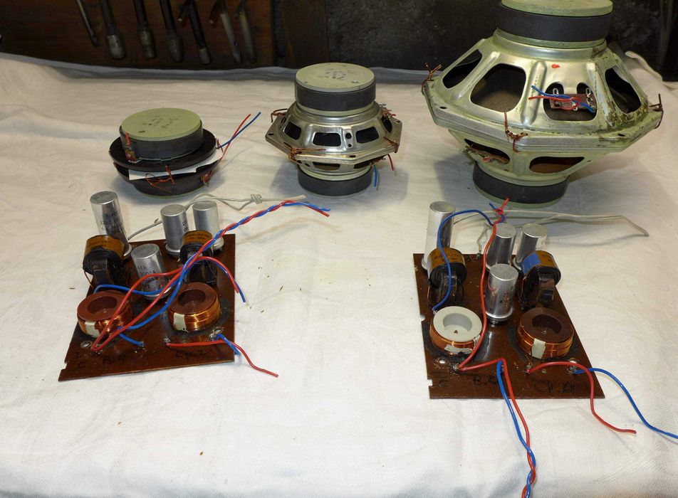 Антики :1960г. Philips филтри и  говорители