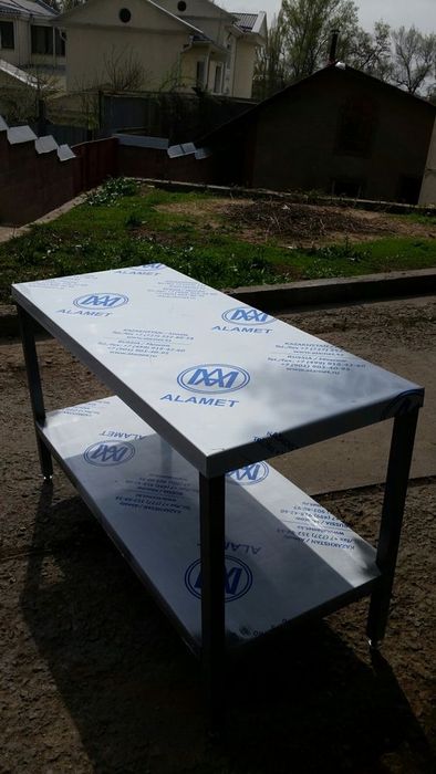 Продам настенные полки из нержавейки