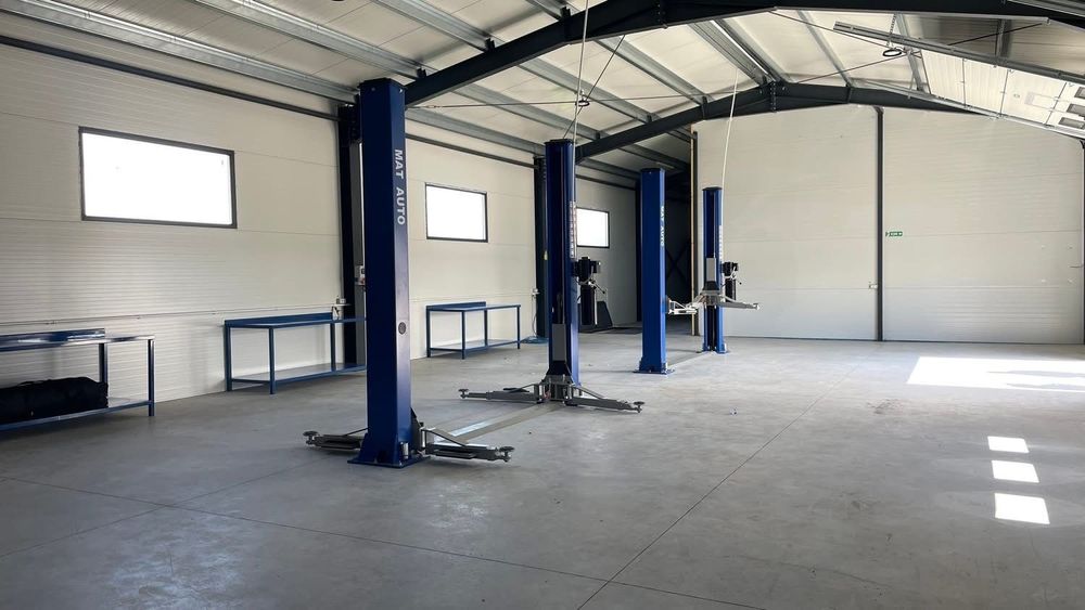 De închiriat servis vopsitorie