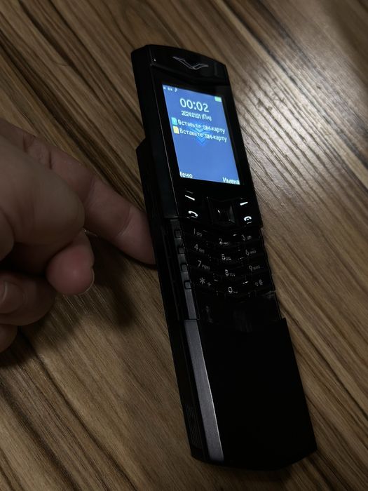 Продам телефон Vertu