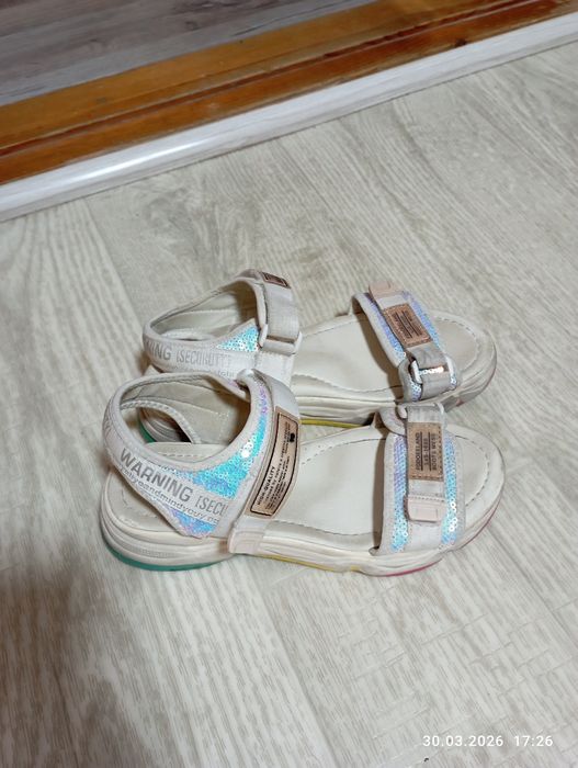 Сандалии на лето