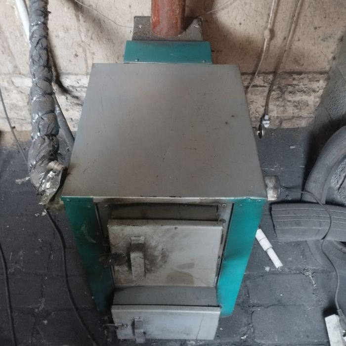 Ку́мир котйу́л сотилади 1 сезу́н ишлаган