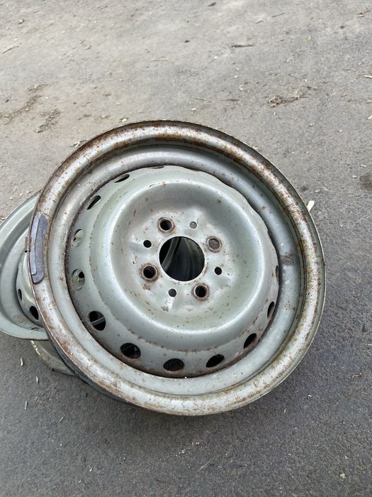 Продам два штампа R13