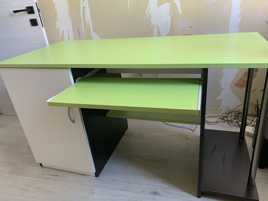 Ученическо бюро.