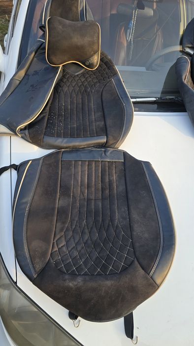 Чехол на авто хорошим состояние