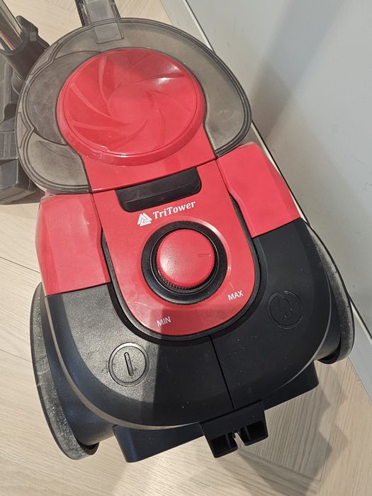 Пылесос TriTower