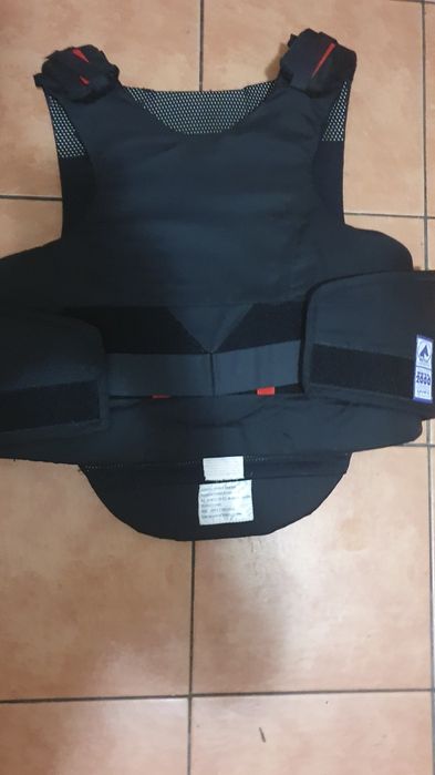 Vestă de protecție nivel 3