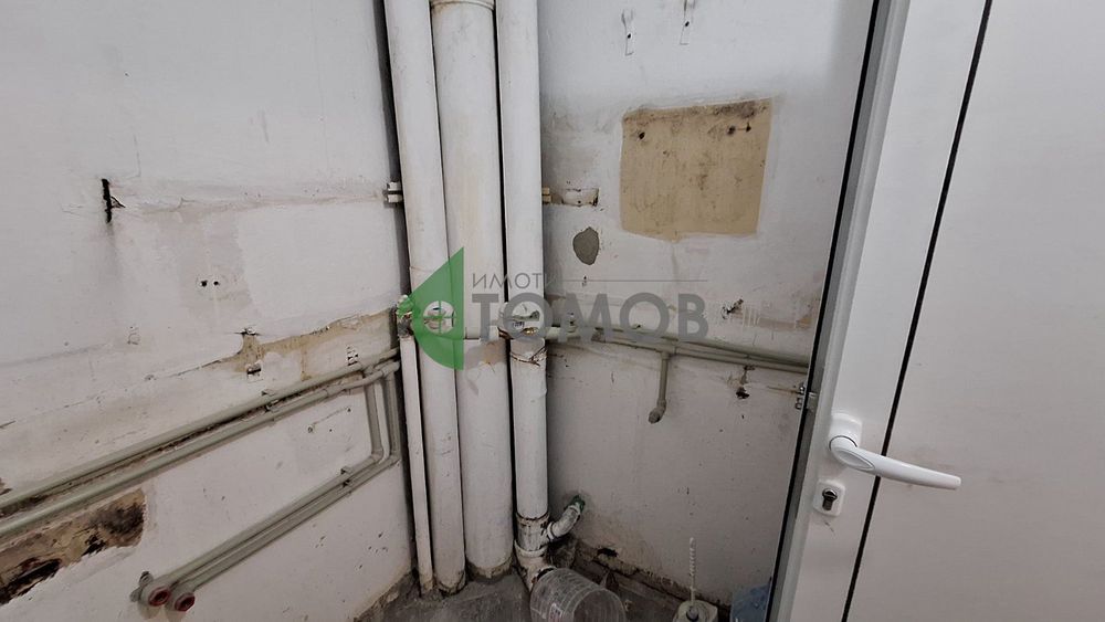 Продава се Двустаен апартамент в Стара Загора, Железник - център - 44 кв.м за 1171 €/кв.м - Снимка #12