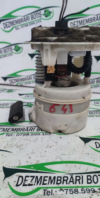 Pompa benzina in rezervor 8200 307 403 A Dacia Logan prima generatie