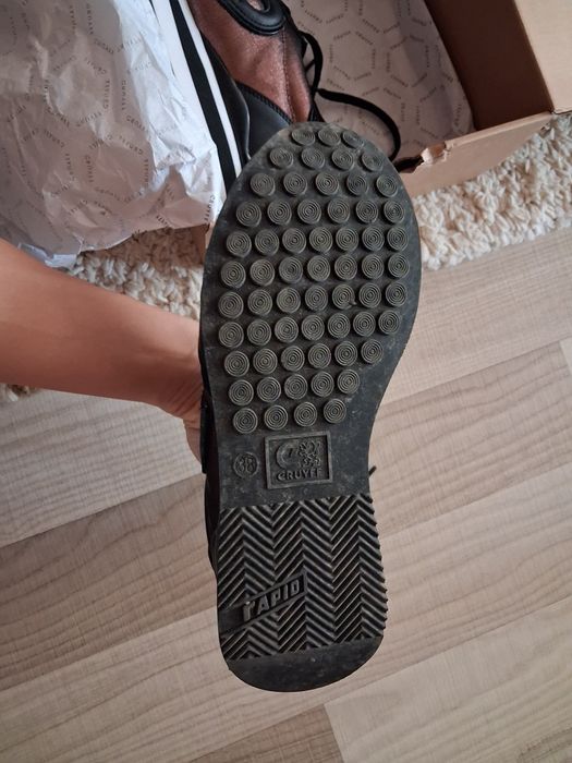 Маратонки Cruyff