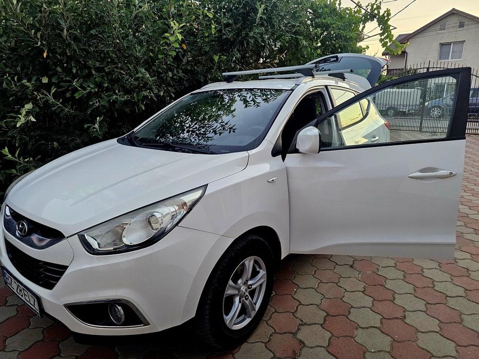 Vând Hyundai ix35 diesel 4×4