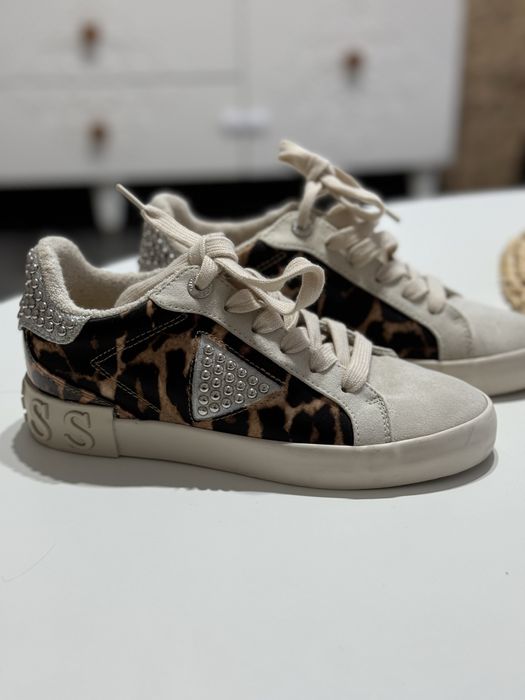 Дамски обувки