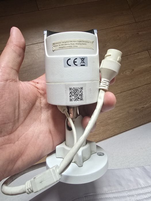 Камера Hikvision DS-2CD2042WD-I    4mm