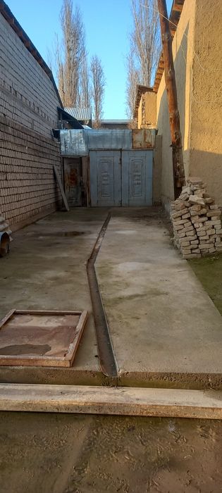 choshtepa uy sotiladi