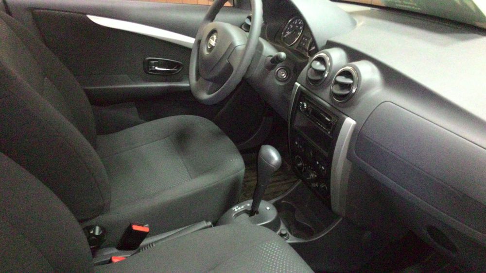 Nissan Almera 2014