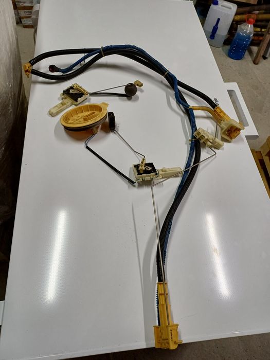 Sonda litrometrica vw touareg 3.0 2009 rezervor  pompa motorina