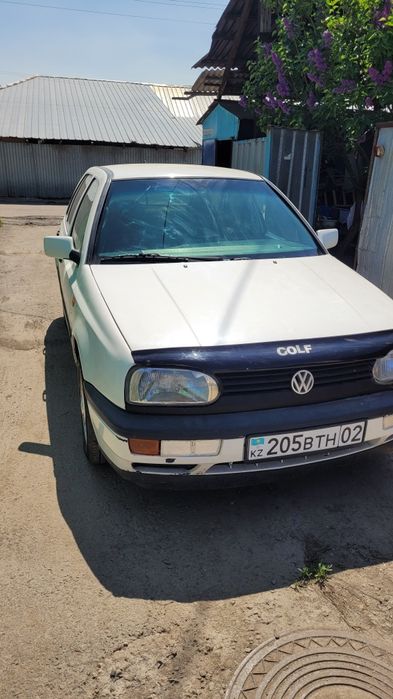 Продам машину  сел и поехал