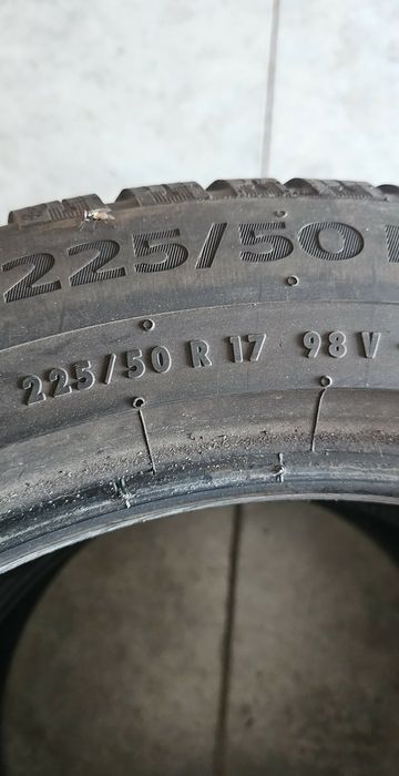 225/50/17цола.Continental