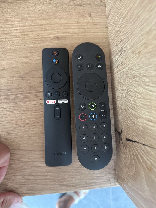 Televizor smart  138 cm