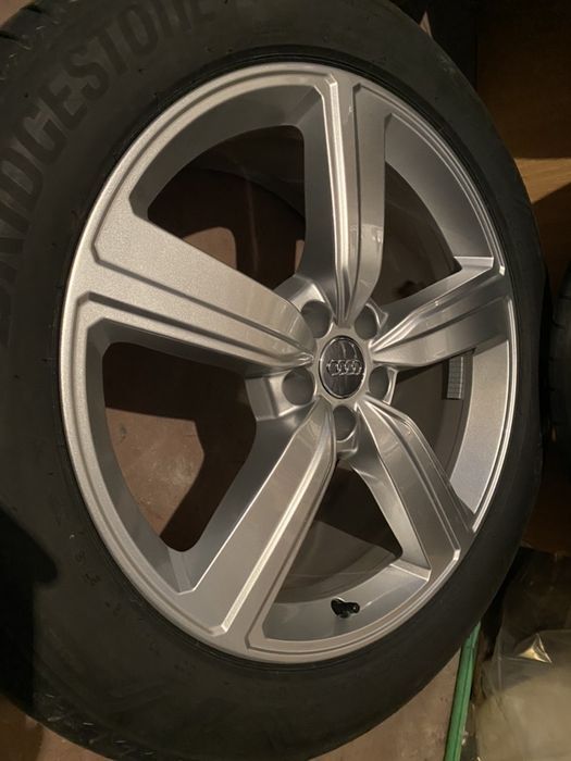 jante originale audi e-tron r20 noi+anvelope vara noi 255 50 20
