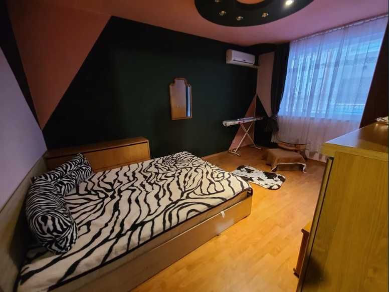 Дава се под наем Тристаен апартамент в Несебър - 85 кв.м за 650 € - Снимка #2