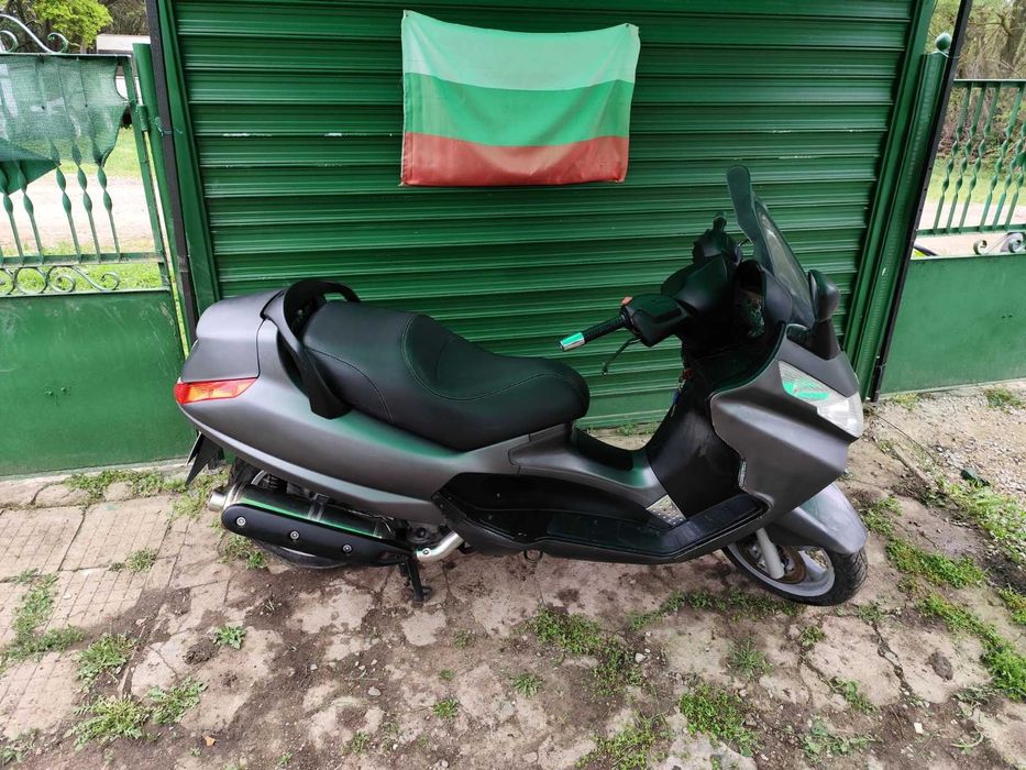 Пиаджо х 8 400 Piaggio X8 400