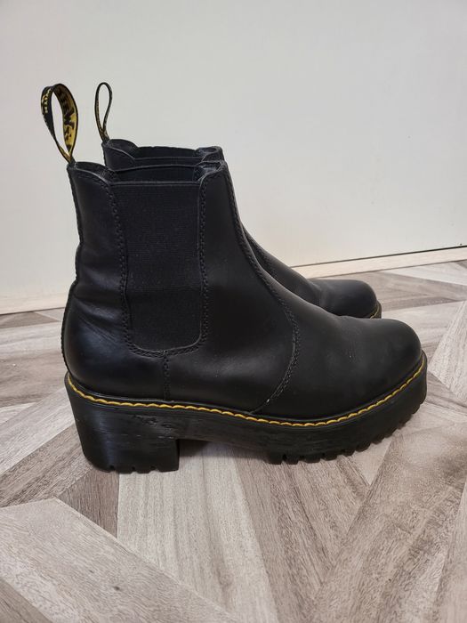 Dr. Martens Rometty