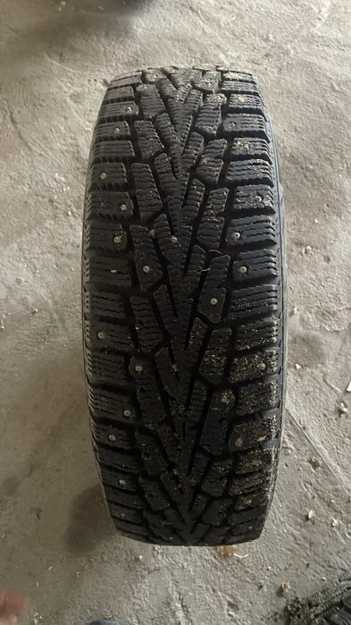 Зимний шинааа б/у