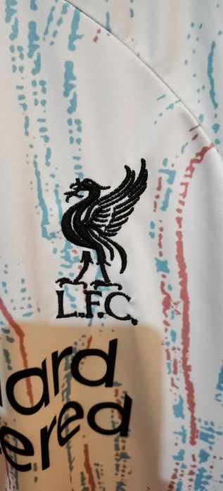 Ливърпул тениска (размер S)