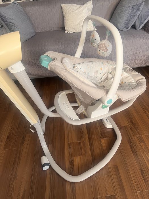 Balansoar automat pentru bebeluși – PERFECT FUNCȚIONAL