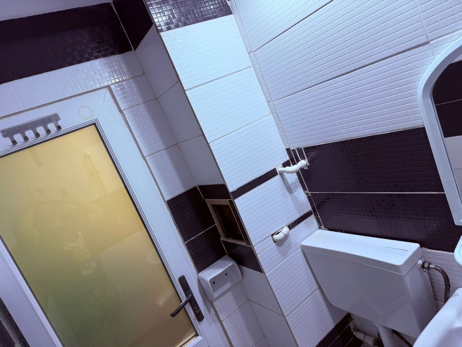 Garsoniera de vanzare