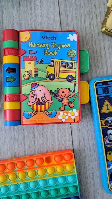 Carte educativă în limba engleza V