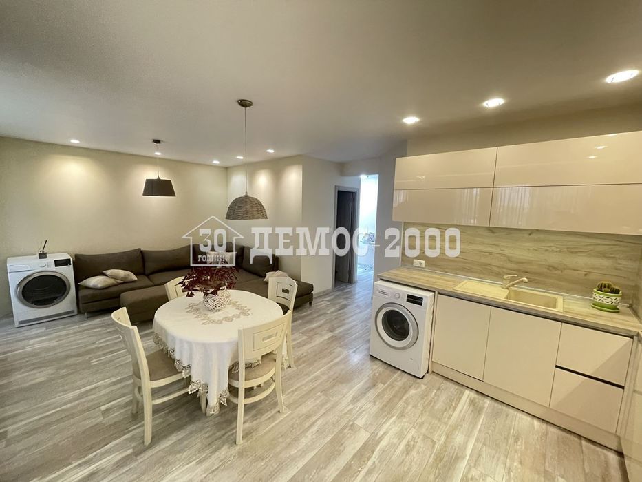 Продава се Двустаен апартамент в Варна, Левски - 83 кв.м за 2350 €/кв.м - Снимка #7