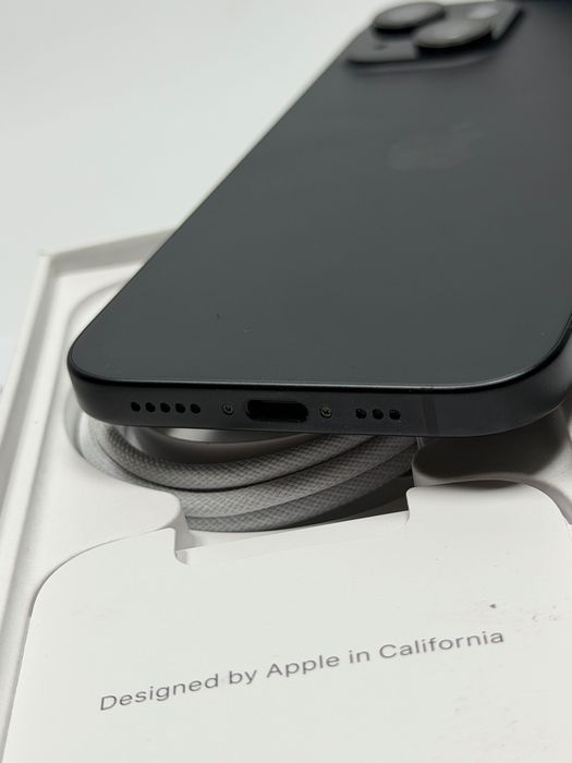 НОВ! Apple iPhone 15 Black