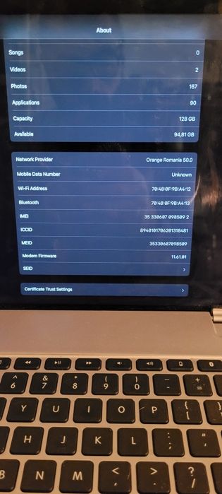 IPad Pro 12.9 inch cu tastatura