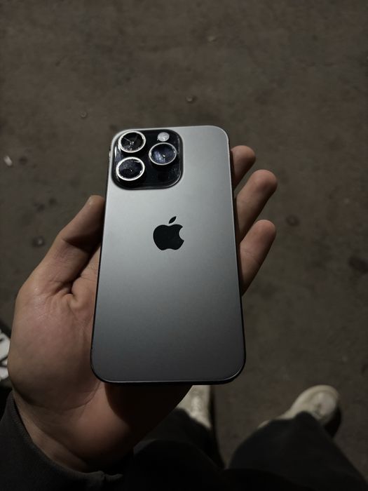 iPhone 15 pro 256гб