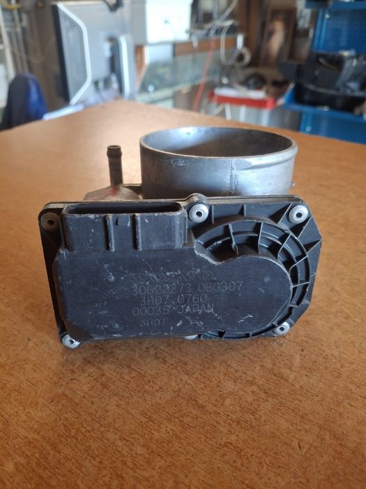 Clapeta acceleratie Volvo XC90  S80 4.4L 2005-2011