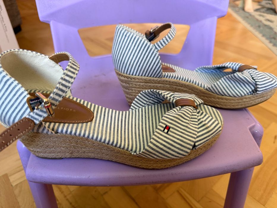 Сандали на платформа Tommy Hilfiger, размер 38