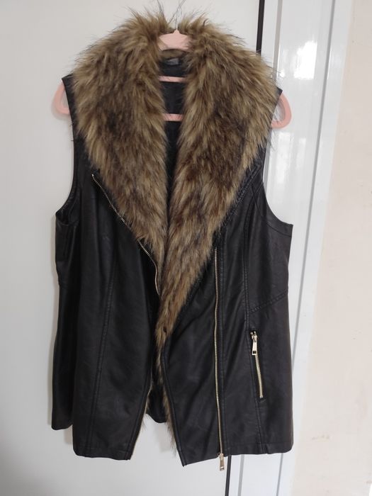 Пухени елеци различни модели