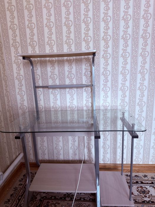 Компьютерный стол 7000