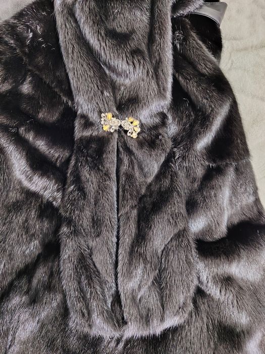 Продам норковую шубу