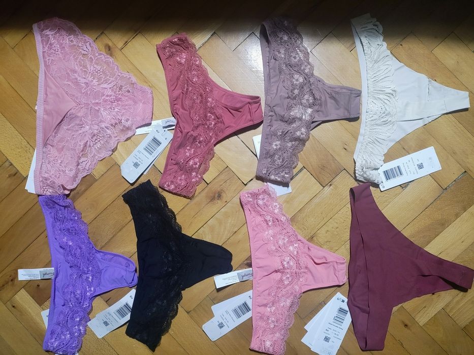 Бикини и прашки  Triumph