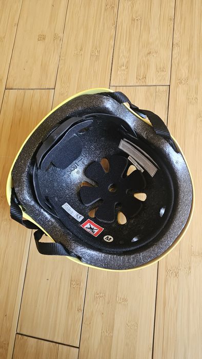 Шлем детский трюковой