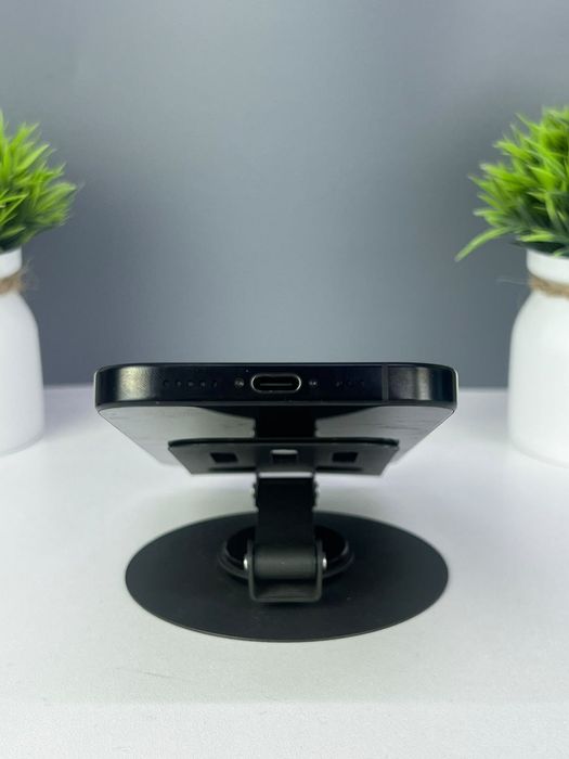 Телефон Apple iPhone 16 Pro 256GB