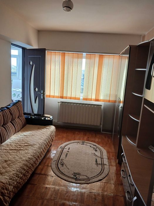 Dau spre inchiriere garsoniera in Falticeni.