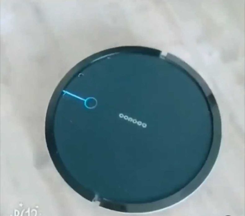 Срочно продается Робот пылесос Conoco