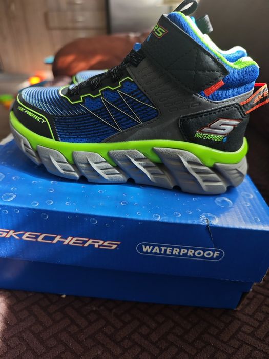 Водоустойчиви обувки Skechers