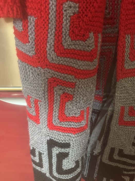 Кардиган вязаный