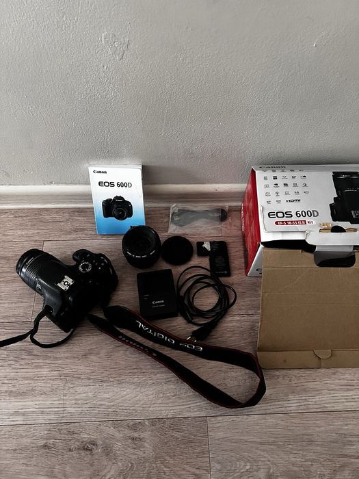Фотоаппарат canon eos 600D