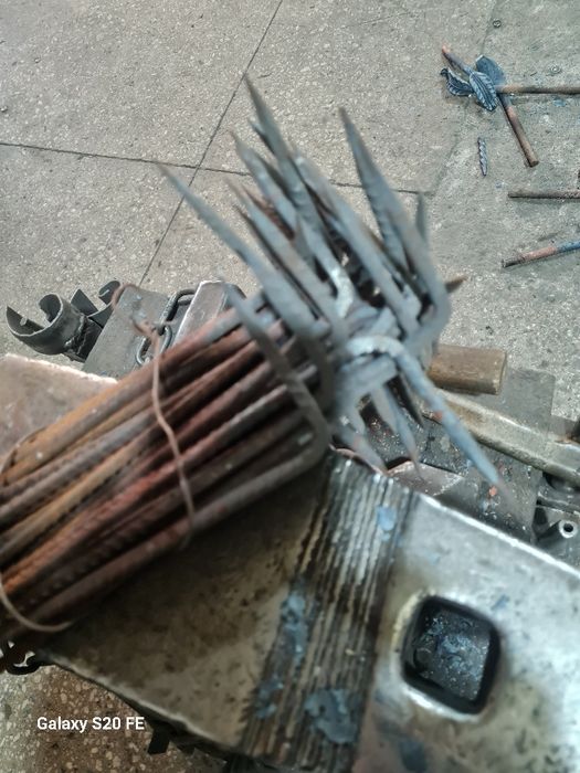 Скоба строительная